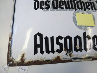 Winterhilfswerk des deutschen Volkes, Emaillschild " Ausgabestelle ", Maße 29,5 x 42cm, ungereinigtes Stück