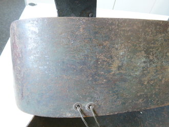 1.Weltkrieg, Grabenpanzer mit einer Platte, die Befestigung nicht zeitgenössisch, Originallack