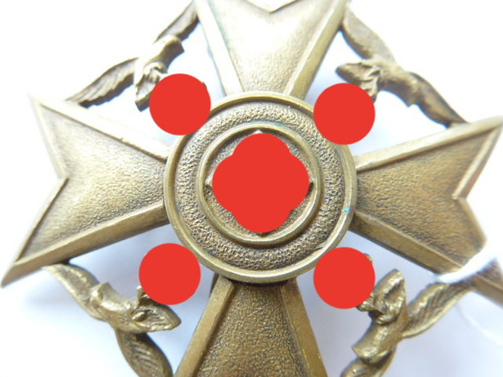 Spanienkreuz in bronze , Buntmetall, Nadel und Gegenhaken ~ Spanienkreuz in bronze , Buntmetall, Nadel und Gegenhaken ~ Nähmaschine Nadel Bewegt Sich Nicht