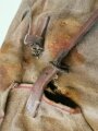 Kleines spreizbares Scherenfernrohrgestell Wehrmacht in Tasche, ungereinigter Scheunenfund