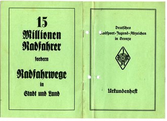 Deutsches Radsport-Jugend-Abzeichen in Bronze Urkundenheft sowie  Leistungsbuch durchs Leben, datiert 1933/34