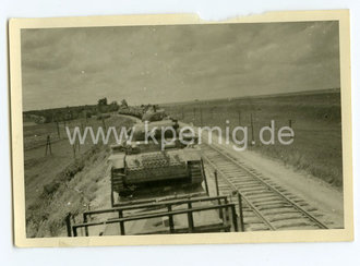 Panzer bei Bahntransport, Maße 6x9cm