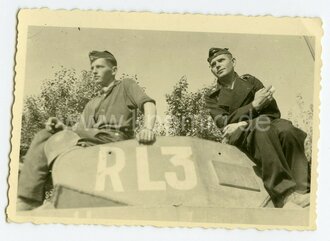 Besatzung auf Panzerturm , Maße 6x9cm, datiert 1942