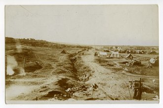 Foto Schützengraben bei Ecoust datiert 1918, Maße 9x14cm