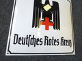 Emailleschild Deutsches Rotes Kreuz, fast neuwertiger Zustand, Maße 50 x 50 cm