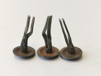 3 Nieten für einen  Stahlhelm, Alter und Herkunft unbekannt