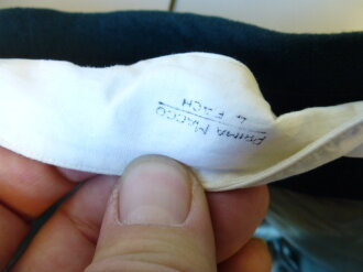 Waffenrock Panzerjäger, die Effekten Originalvernäht, der Adler evtl ergänzt, Schulterbreite 44 cm, Armlänge 61,5 cm