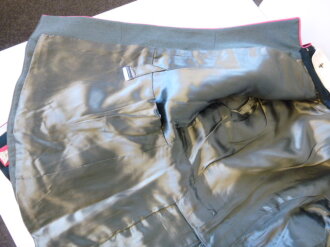 Waffenrock Panzerjäger, die Effekten Originalvernäht, der Adler evtl ergänzt, Schulterbreite 44 cm, Armlänge 61,5 cm