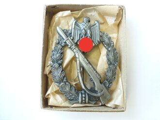 Infanteriesturmabzeichen in Silber in der originalen...