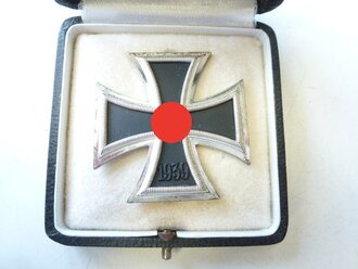 Eisernes Kreuz 1.Klasse 1939 im Etui, Deumer Lüdenscheid, sehr schönes Set