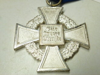 Treudienstehrenzeichen für 25 Jahre am Band