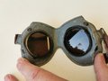 Allgemeine Schutzbrille Wehrmacht in grauer Hülle . Sehr guter Zustand, Hülle leicht angeschmutzt, Umbral Gläser ( dunkel gefärbt )