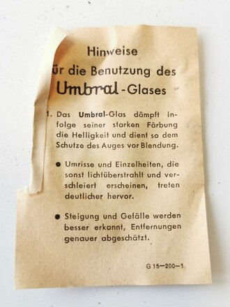 Allgemeine Schutzbrille Wehrmacht in grauer Hülle . Sehr guter Zustand, Hülle leicht angeschmutzt, Umbral Gläser ( dunkel gefärbt ), mit Begleitzettel von Carl Zeiss Jena, dieser datiert 1943