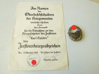 Kriegsmarine, umfangreicher Nachlass eines Angehörigen des Zerstörers " Karl Galster", u.a Marinefrontspange in Bronze mit Verleihungsurkunde. Das Zerstörerkriegsabzeichen ist vermutlich nachträglich vergoldet