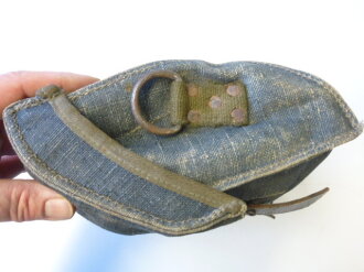 Signalpatronentasche zur Leuchtpistole 42, blaues Leinen, getragenes Stück