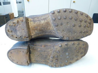 Wehrmacht, Paar Stiefel für Mannschaften ( sog. Knobelbecher ) Getragenes, ungereinigtes Paar , Sohlenlänge 29,5cm, garantiert Original