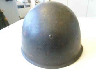 Russland 2. Weltkrieg, Stahlhelm SSH40 mit Innenfutter M36 datiert 1941. Beutestück weiterverwendet für Luftschutz. Selten