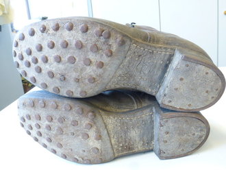 Paar Halbschuhe Wehrmacht , ungereinigter Scheunenfund, Sohlenlänge 30cm