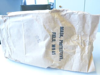 U.S.  Mask, Protective, Field , M9A1, unused in original packing, missing the metal lid