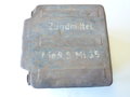 Blechbehälter für Zündmittel S-Mine 35, ungereinigter Fundzustand mit dem seltenen Einsatz