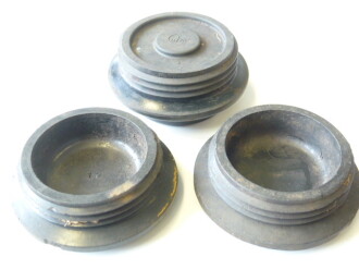 Zünderersatzstücke aus Preßmasse für diverse Granaten der Wehrmacht, 3 Stück