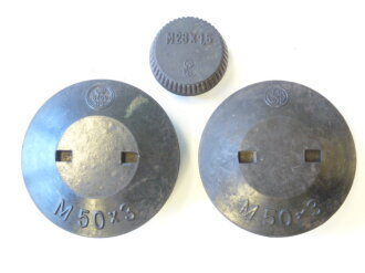 Zünderersatzstücke aus Preßmasse für diverse Granaten der Wehrmacht, 3 Stück