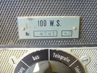 100 Watt Sender datiert 1942 mit Deckel, Originallack, Funktion nicht geprüft