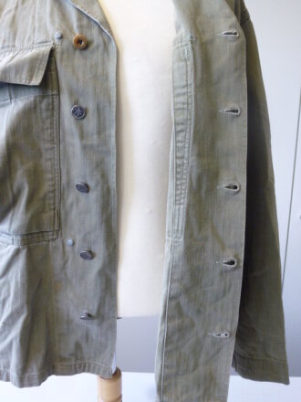 US Army, Jacket, Herringbone Twill, M42 pattern, repair in the back Schulterbreite 49cm, Armlänge 58cm