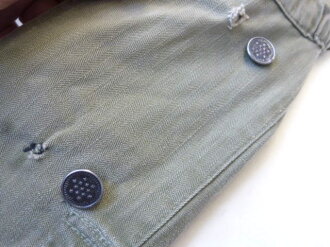 US Army, Jacket, Herringbone Twill, M42 pattern, repair in the back Schulterbreite 49cm, Armlänge 58cm