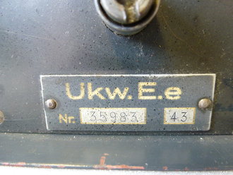 Ukw Empfänger h, datiert 1943, Ausführung h für Sturmgeschütze. Originallack mit passendem Deckel, Funktion nicht geprüft