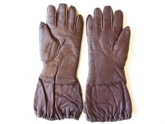 Fallschirmjäger, Paar Handschuhe in neuwertigem Zustand, rotbraunes Leder