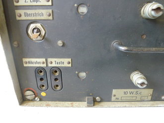 10 Watt Sender C Panzerfunk, datiert 1944. Originallack, Funktion nicht geprüft,