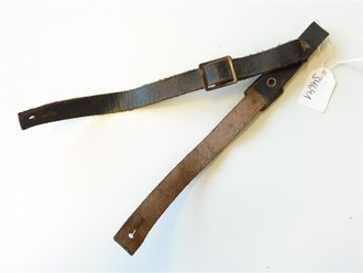 Mützenriemen Partei, geschwärtzes Leder, Gesamtlänge 38cm