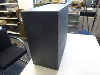 100 Watt Sender LS 100/108. Frontplatte Originallack, Gehäuse aus Holz nachgebaut, Funktion nicht geprüft
