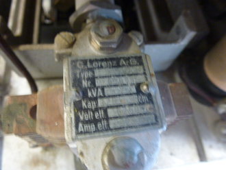 100 Watt Sender LS 100/108. Frontplatte Originallack, Gehäuse aus Holz nachgebaut, Funktion nicht geprüft
