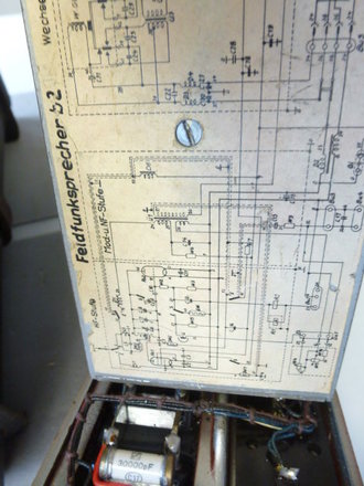 Feldfunksprecher f ( Feldfu.f ) datiert 1941. Originallack, Funktion nicht geprüft