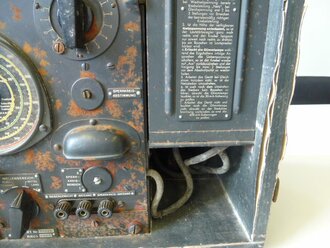 Wehrmacht Rundfunkempfänger 1, Originallack, datiert 1942, Funktion nicht geprüft