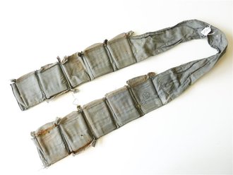1.Weltkrieg Patronenbandolier, Extrem seltenes Stück da diese Bandoliere als zusätzlicher Patronenvorrat vor Angriffen ausgegeben wurden und nach Gebrauch weggeworfen wurden.Sehr guter Zustand, datiert 1918