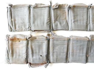 1.Weltkrieg Patronenbandolier, Extrem seltenes Stück da diese Bandoliere als zusätzlicher Patronenvorrat vor Angriffen ausgegeben wurden und nach Gebrauch weggeworfen wurden.Sehr guter Zustand, datiert 1918