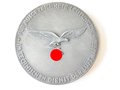 Medaille für ausgezeichnete Leistungen im technischen Dienst der Luftwaffe im Etui. Medaille Zink versilbert
