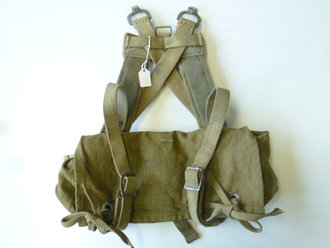 A-Rahmen mit Tasche Wehrmacht, getragenes Stück