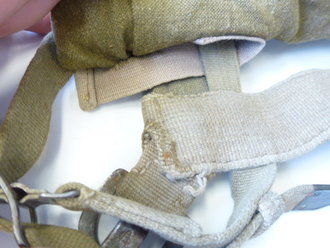 A-Rahmen mit Tasche Wehrmacht, getragenes Stück
