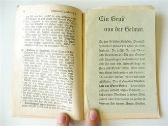 4 Hefte "Katholisches Feldgesangbuch", "Das Evangelium nach Johannes", "Unsere liebe Frau" und "Stark im Herren" 