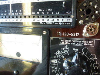 Nachkrieg , Funke Röhrenmeßgerät W19 . Optisch einwandfreier Zustand, Funktion nicht geprüft
