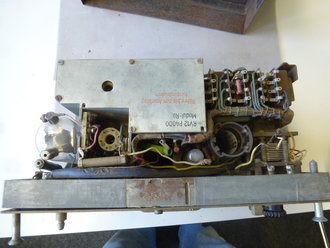 10 Watt Sender C Panzerfunk ( 10 W.S.c ), datiert 1945. Originallack, Funktion nicht geprüft