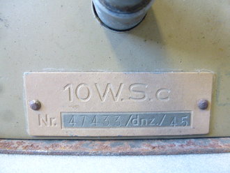 10 Watt Sender C Panzerfunk ( 10 W.S.c ), datiert 1945....