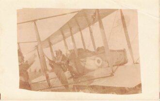 1.Weltkrieg, Foto abgeschossenes englisches Flugzeug an der Somme 1916 , Postkartengrösse