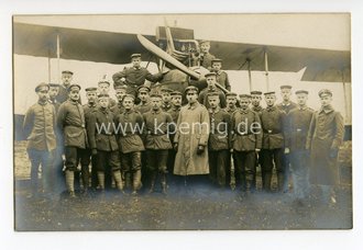 1.Weltkrieg, Foto Gruppenaufnahme vor Flugzeug,...