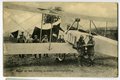 1. Weltkrieg Ansichtskarte, Flieger vor dem Aufstieg zu einem Erkundigungsflug