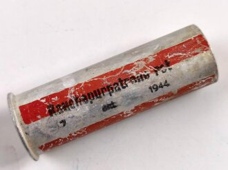 Aluminiumhülse leer frei von jeglichen Gefahrstoffen